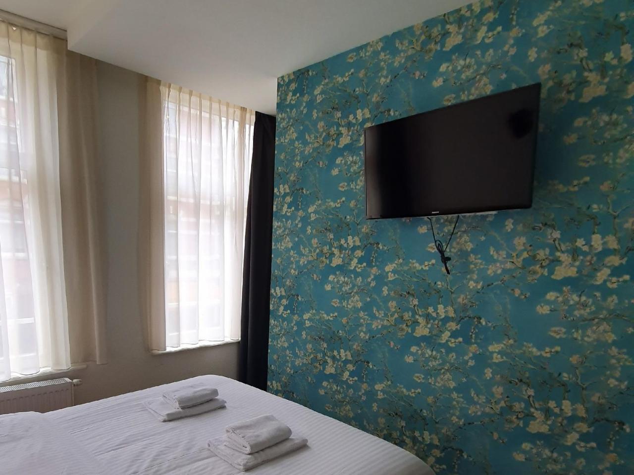 Heye 130 Hotel