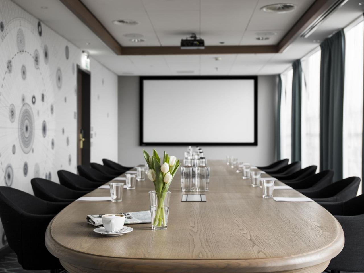 Radisson Blu Hotel, City Center 4*