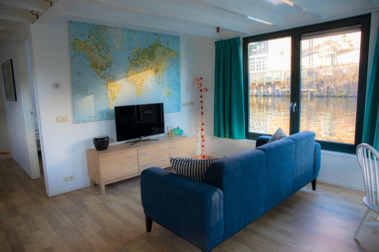 Houseboat Piano Forte Guest house
