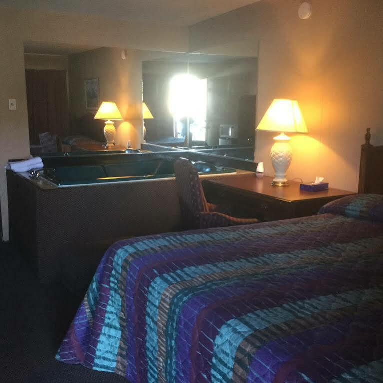 Knights Motel 2*