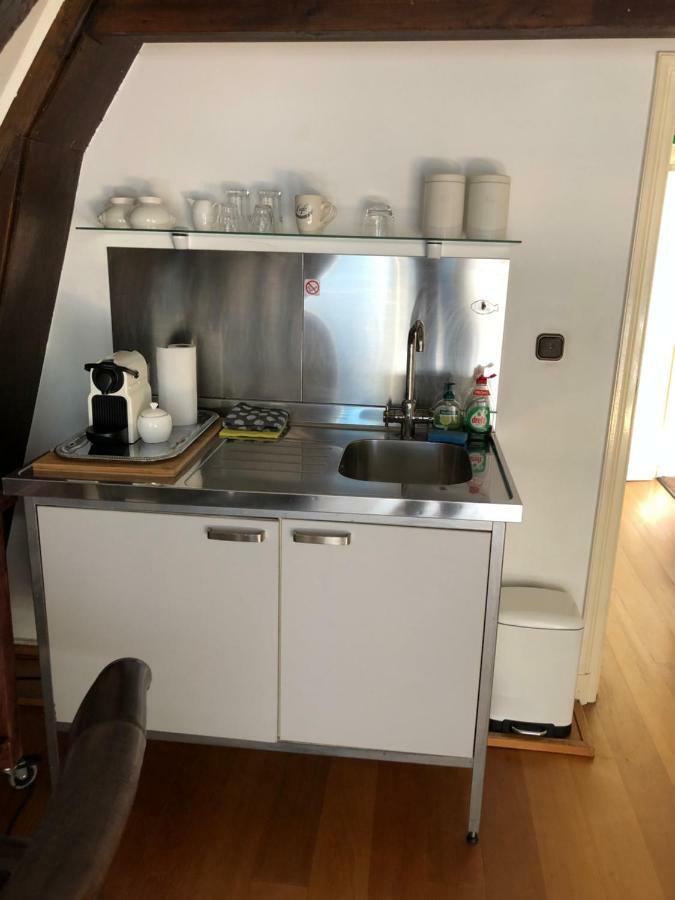 Bed & Breakfast City Studios