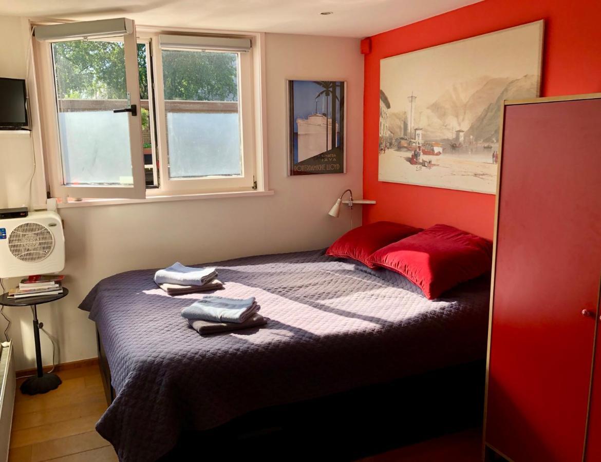 Houseboat Westerdok Bed & Breakfast Amsterdam