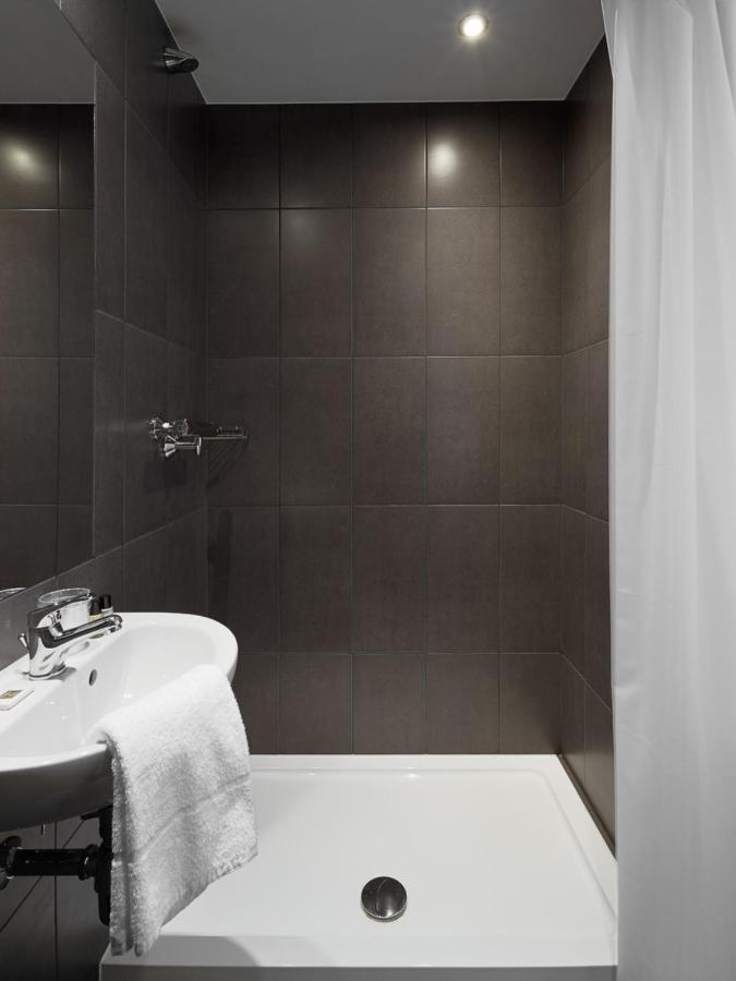 Khách sạn The Social Hub West 4 Star Amsterdam