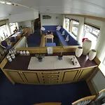 Botel Zwaantje