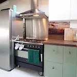 Najade Eco Houseboat