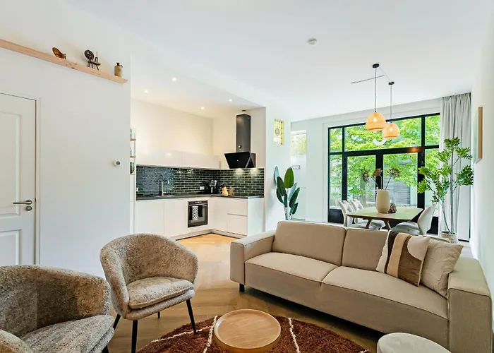 Stylish Apartment Next To The Amstel River - Unit C