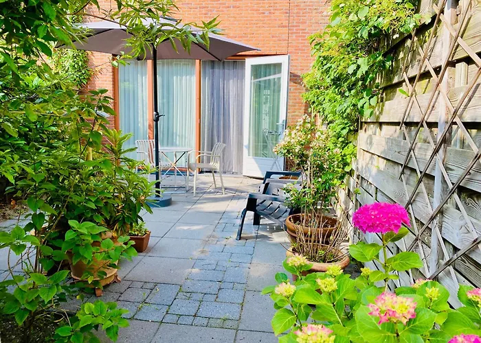 Private Studio With Free Car Parking