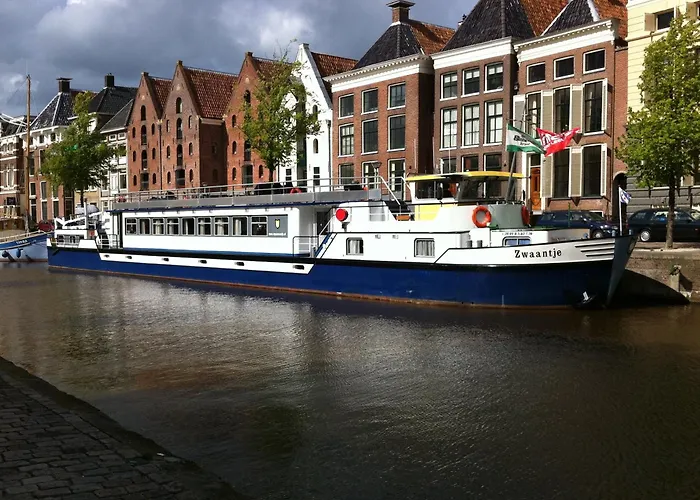 Botel Zwaantje