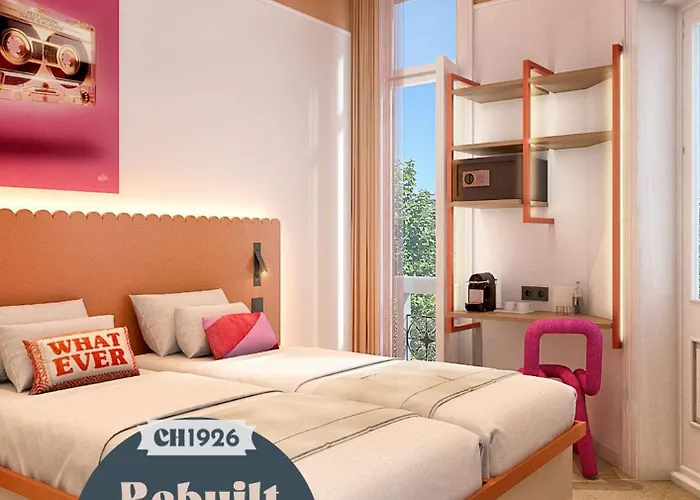 City Hotel