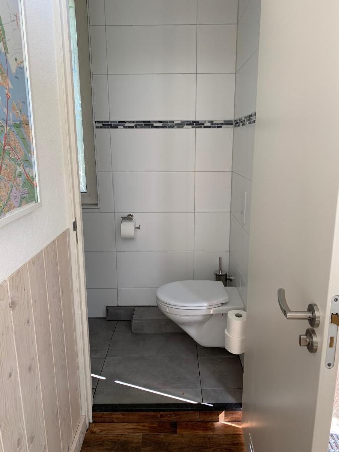Bed & Breakfast Diemerplein 2*