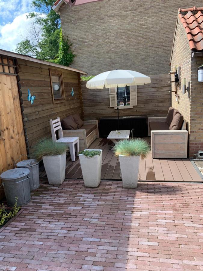 Bed & Breakfast Diemerplein 2*