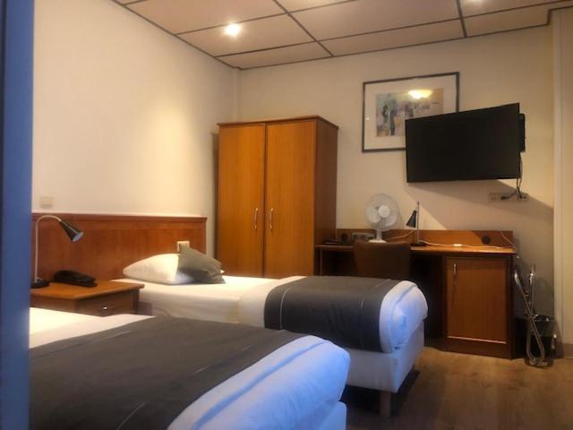 Delta Center 3*