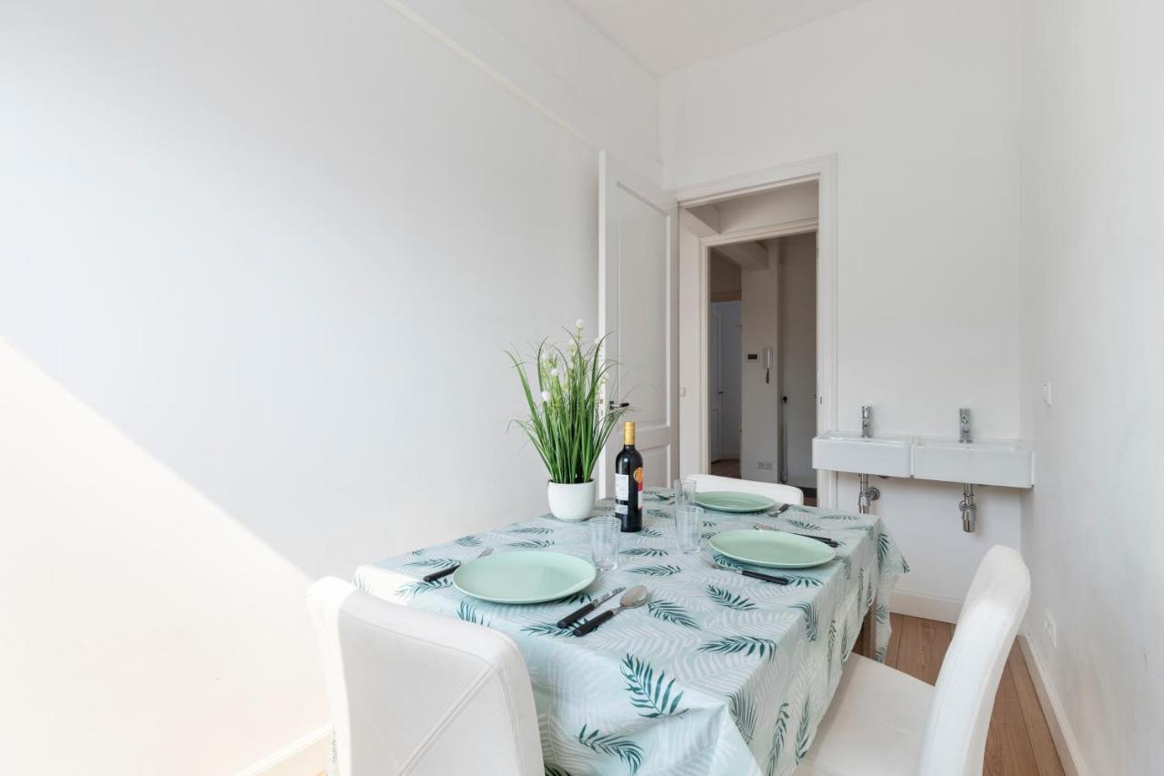 Căn hộ Penthouse Spacious With Canal View *