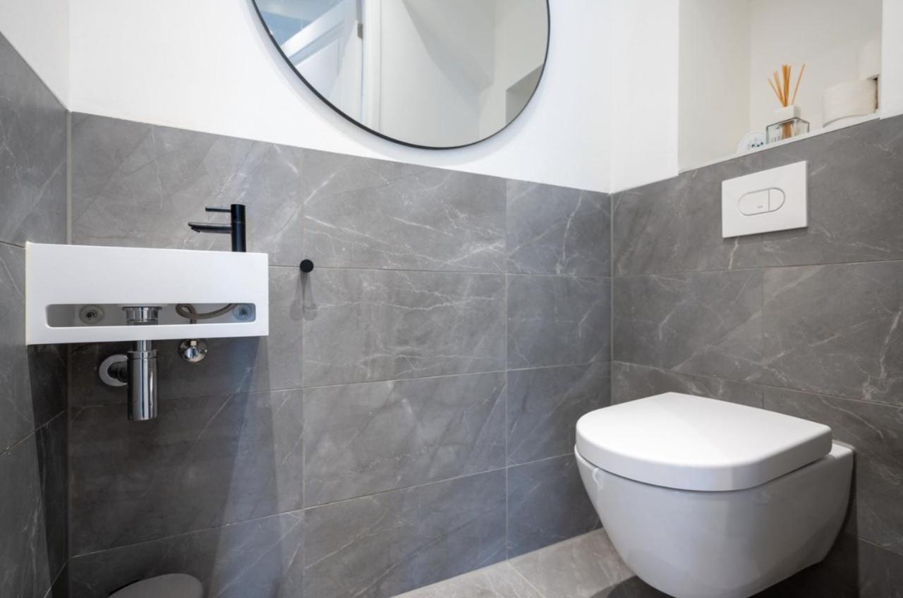 Acomodação com café da manhã  Luxe Suites Roses Amesterdão