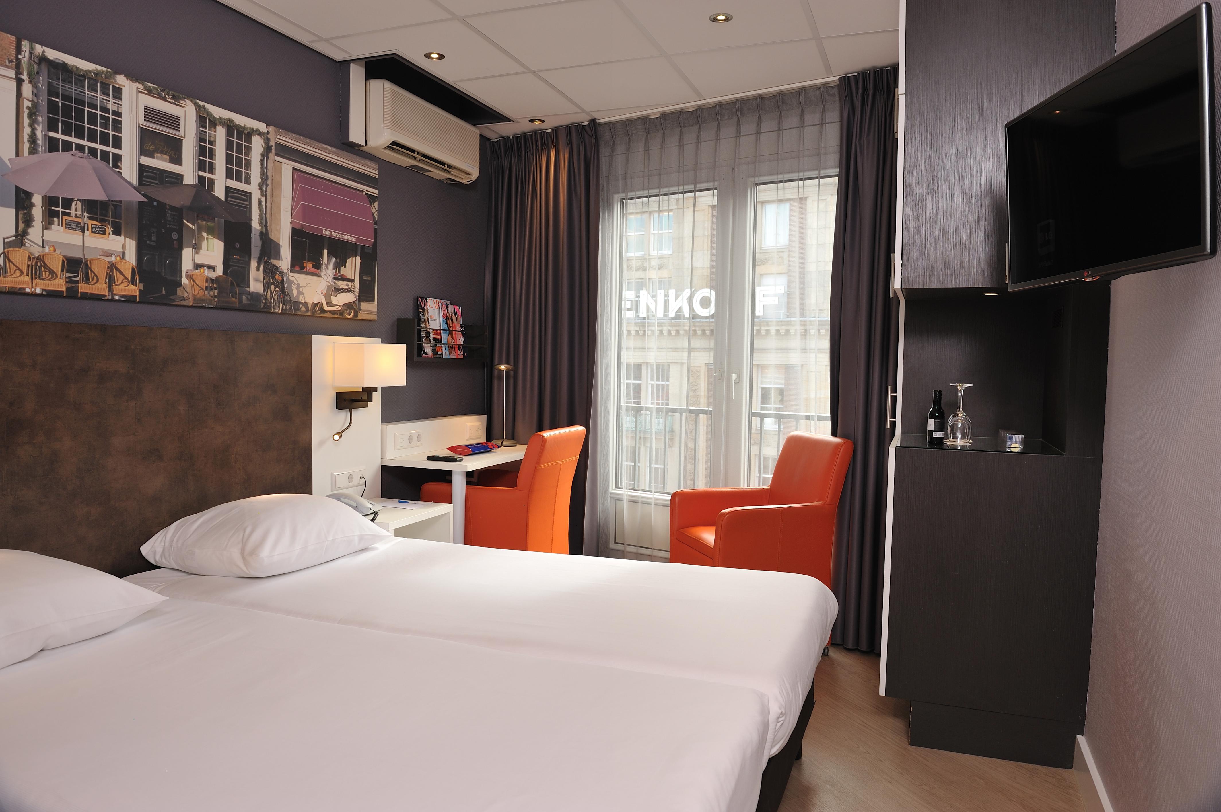 De Roode Leeuw 4*