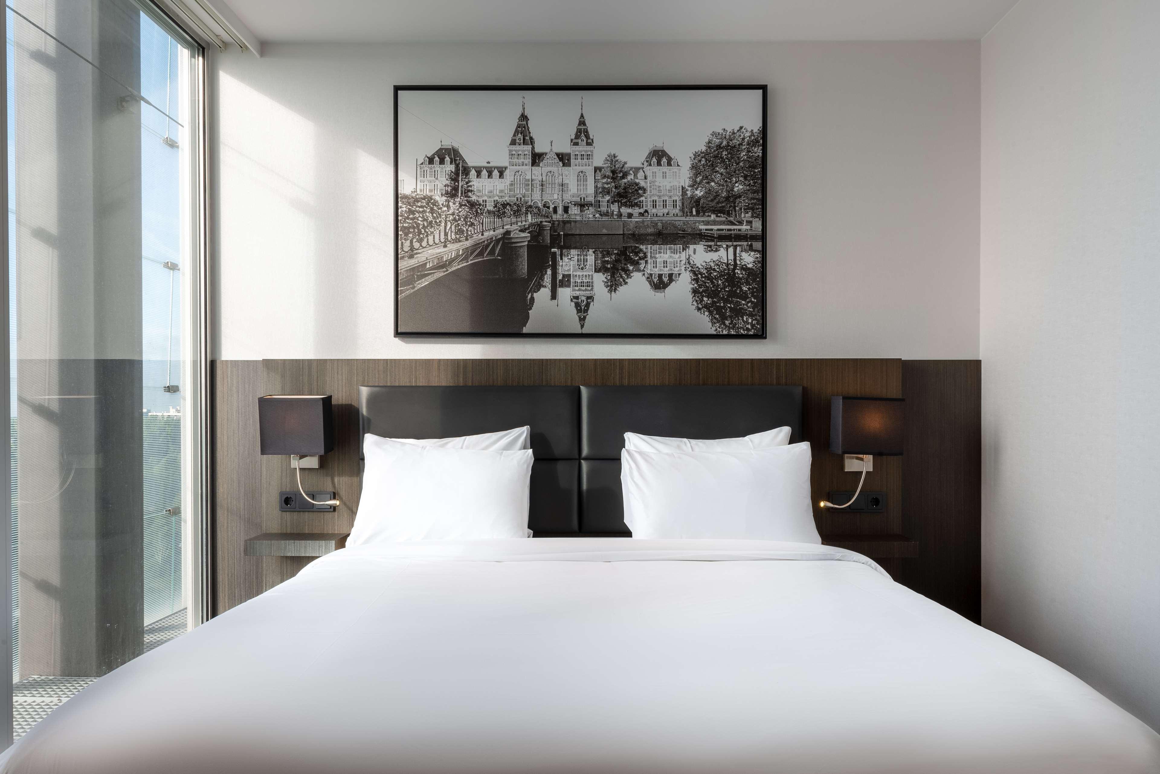 Khách sạn Radisson And South Amsterdam