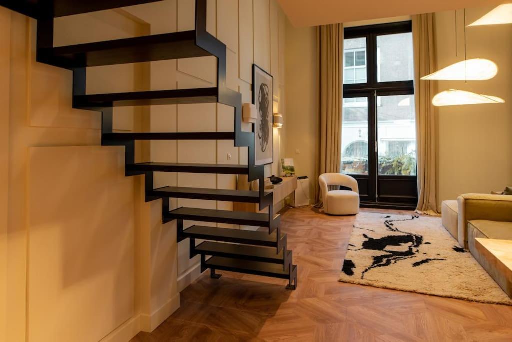 Newly Renovated Luxurious 200 Sqm Loft In Centre Căn hộ