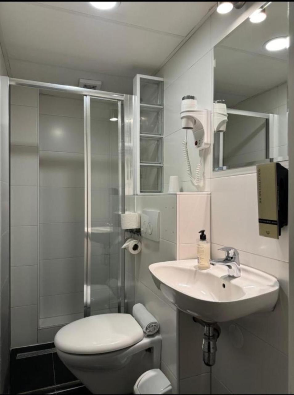 Titus Centre Khách sạn Amsterdam