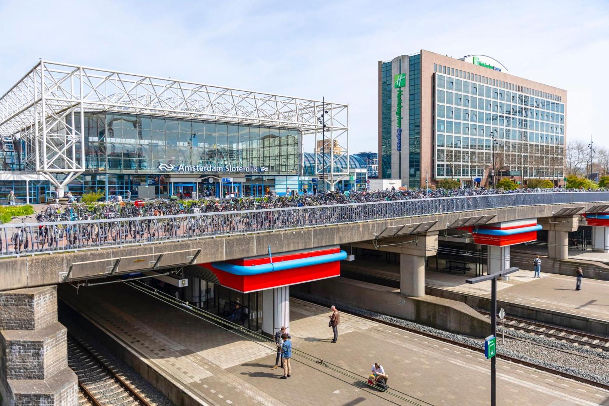 Express - Sloterdijk Station By Ihg Khách sạn