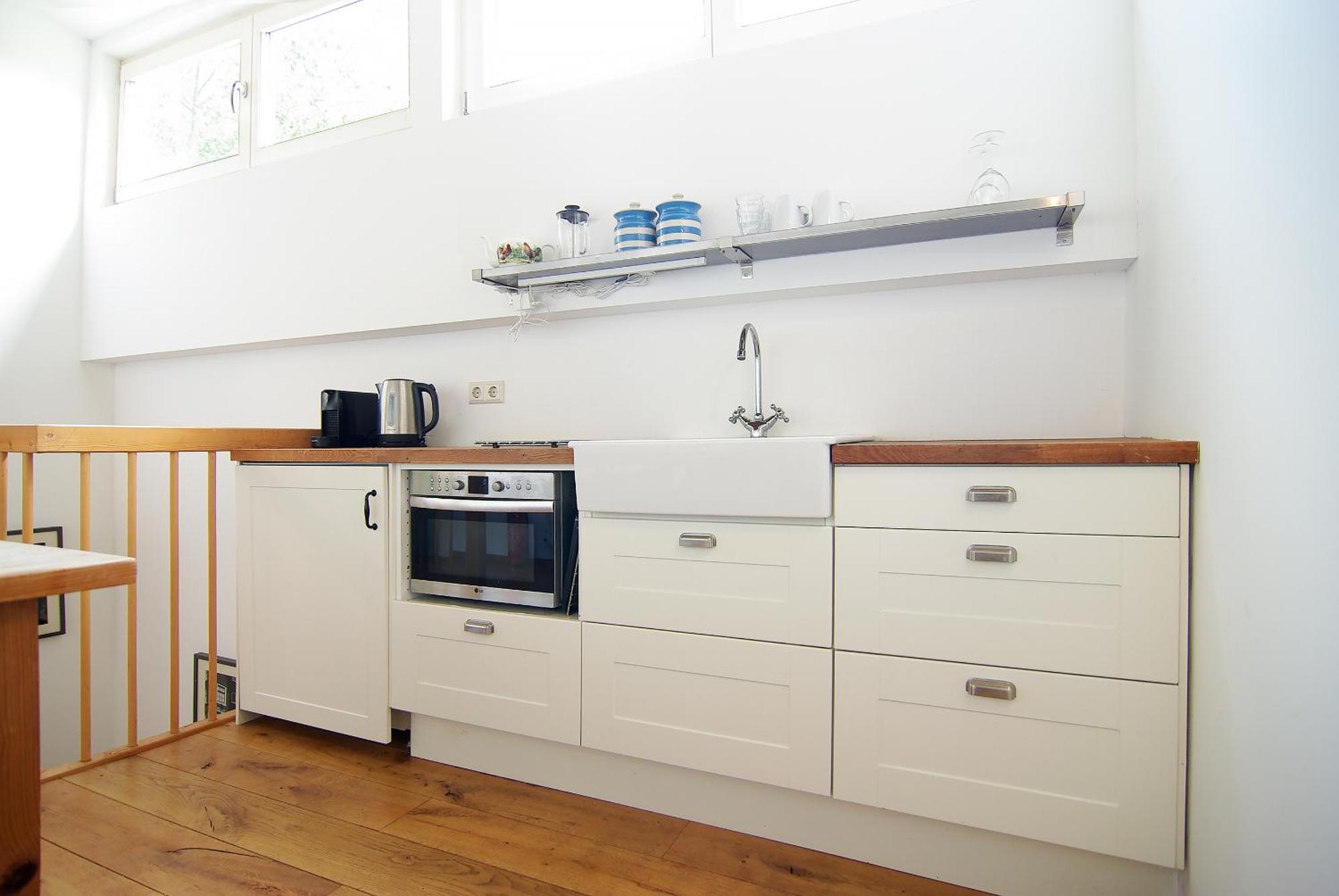 Tranquil Wooden House With Free Parking Séjour chez l'habitant *
