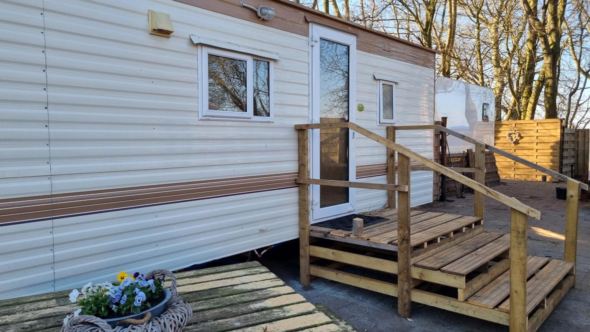 Acampamento Farmer Farmyard Stays, Sleep Easy, Rural, Explore