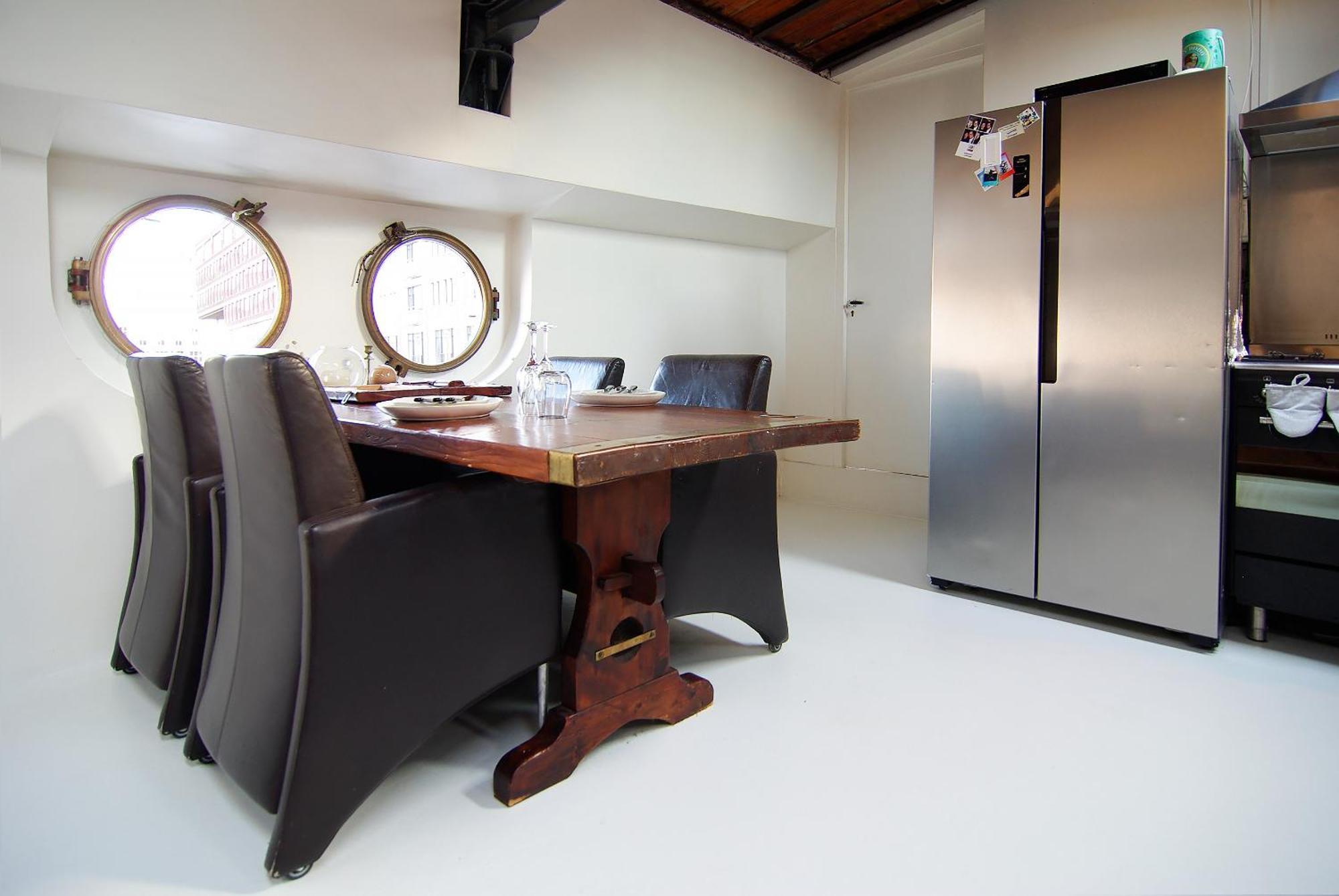 Najade Eco Houseboat * Amsterdam