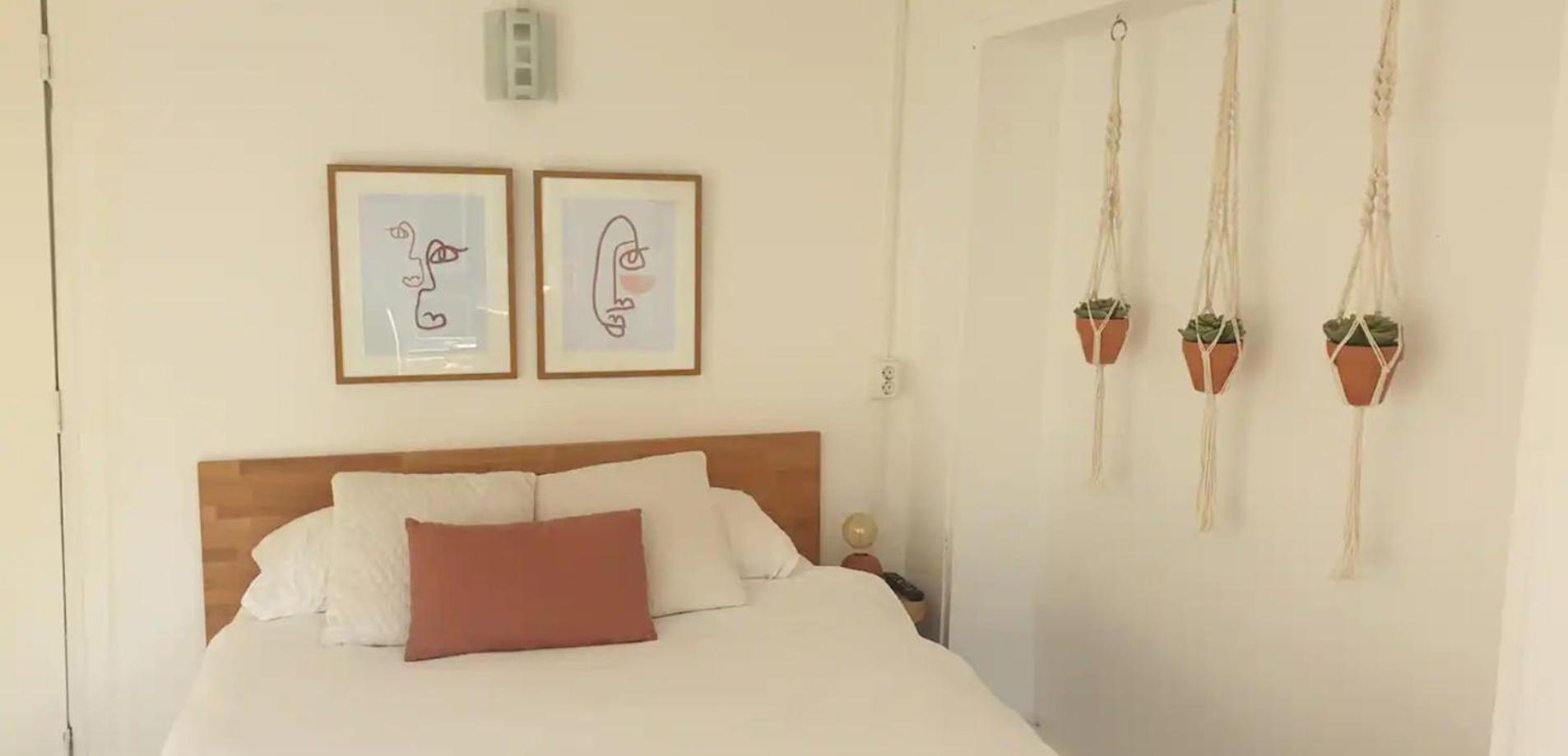 Maison d'hôtes Studio's In The Center Of With Canal View!