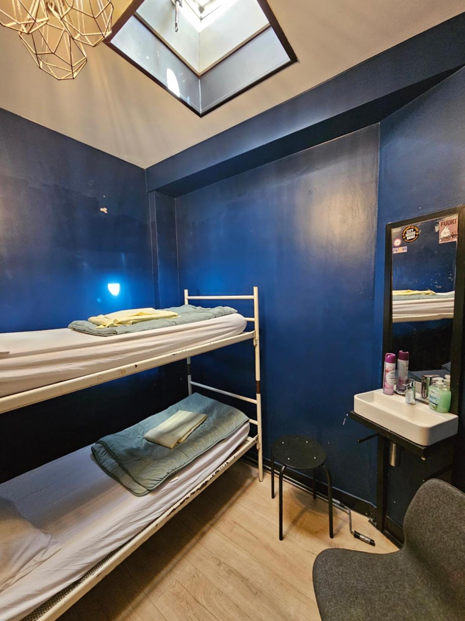 Crossroads Hostel Amsterdam Albergue Amesterdão