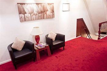 Khách sạn Monopole 2*