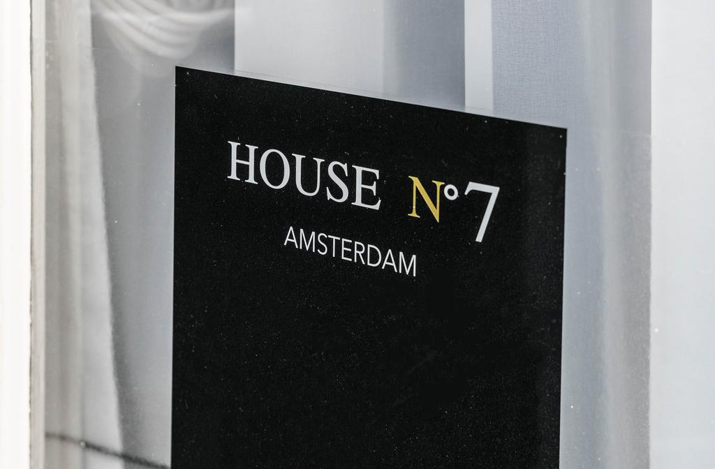 House No 7 Couette-café
