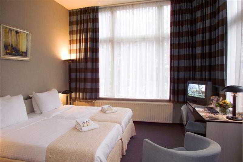 Hotel Leonardo City Center 4*