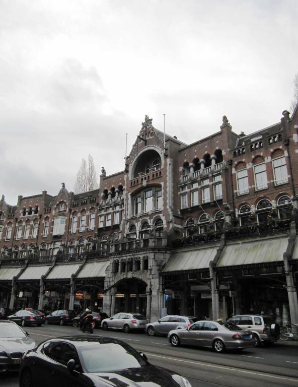Khách sạn Pax