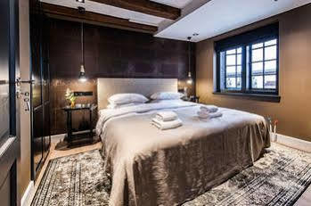 Bed & Breakfast City Studios 3*