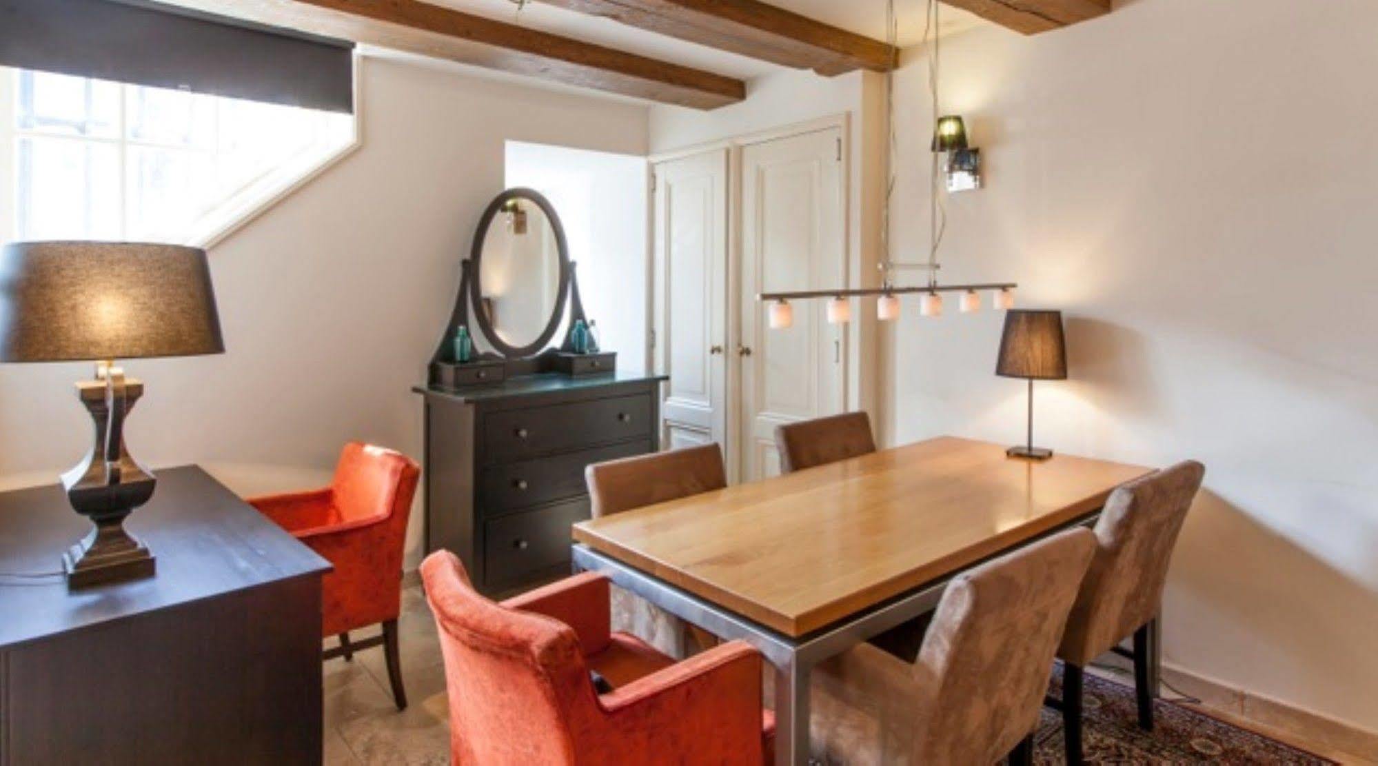 Acomodação com café da manhã  Herengracht 4*