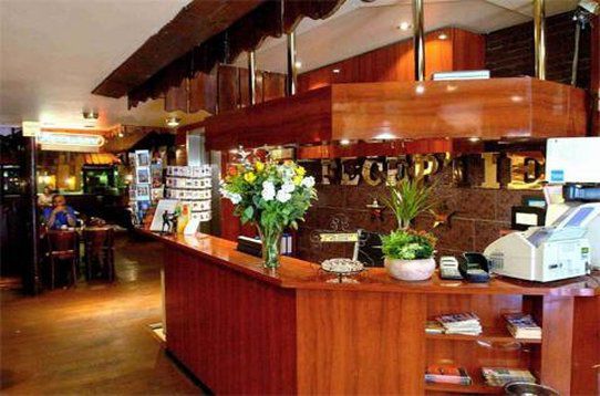 Damrak Khách sạn Amsterdam