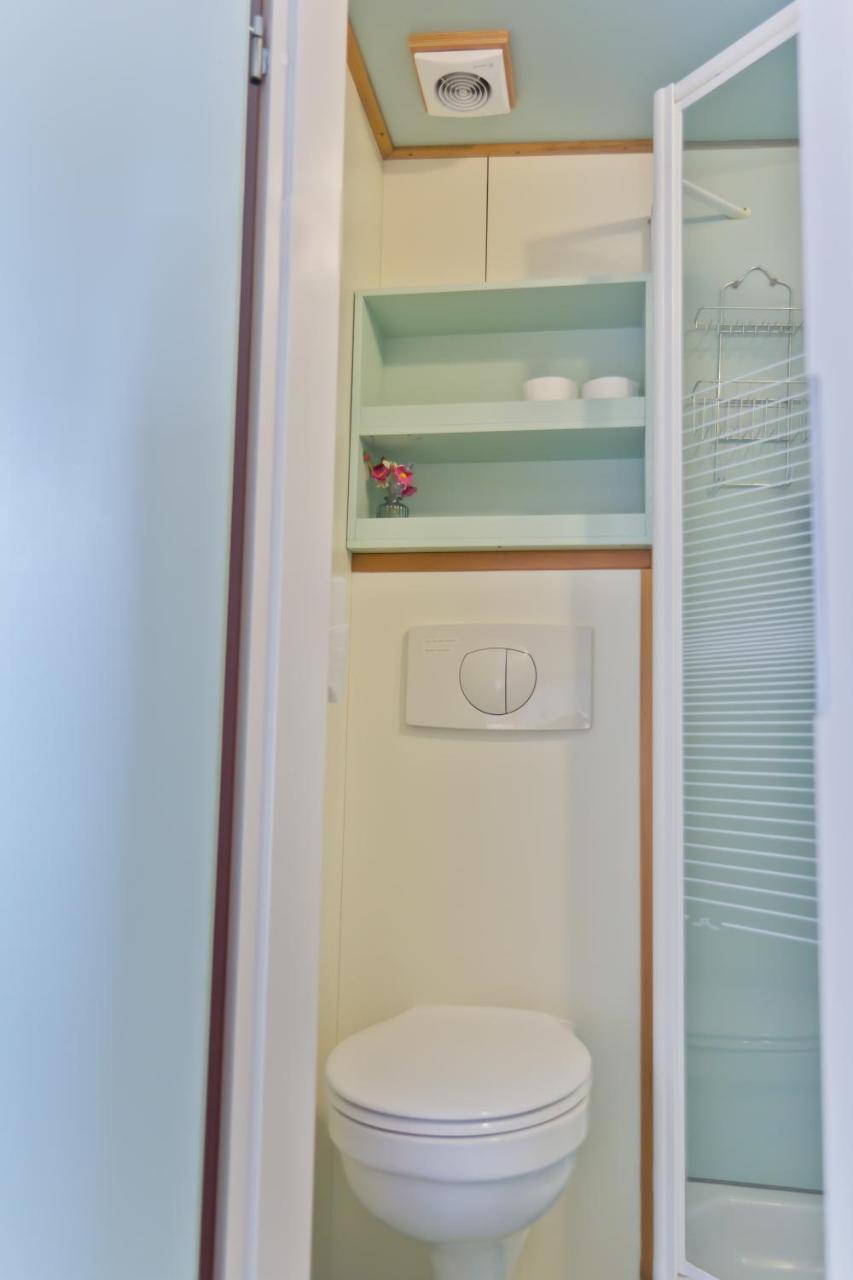 Khách sạn Hotelboat Fleur Amsterdam
