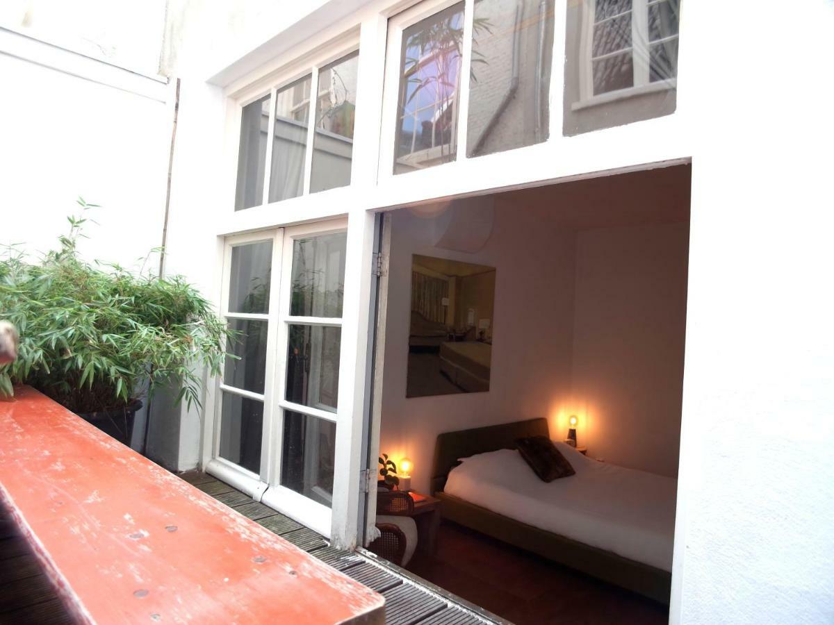 Acomodação com café da manhã  The One Roomed 3*