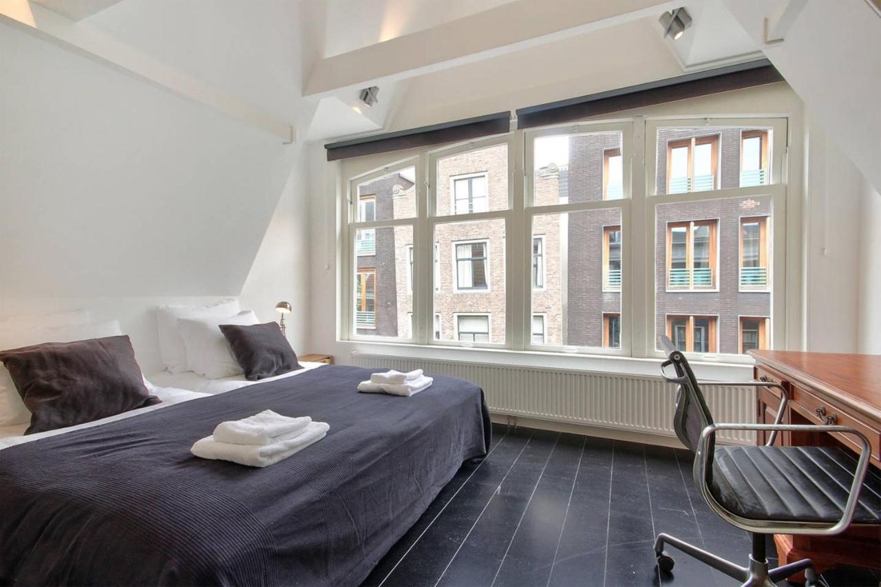 2 Bedroom Center Terrace Appartement *