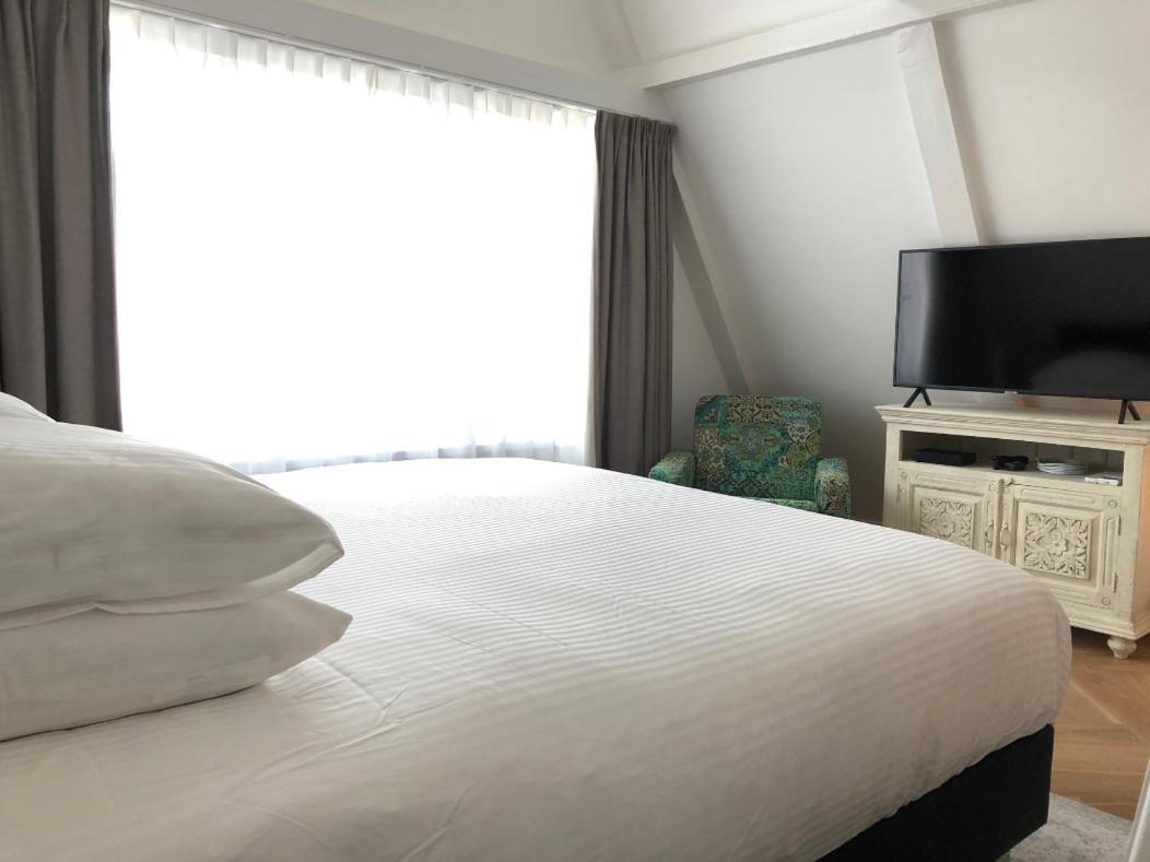 Luxe Suites Roses 2* Amesterdão