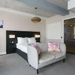 Doubletree By Hilton Amsterdam - Ndsm Wharf
