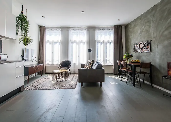 Leidse Square Marnix Apartments