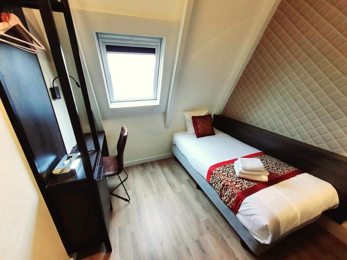 Washington 2* Amsterdam