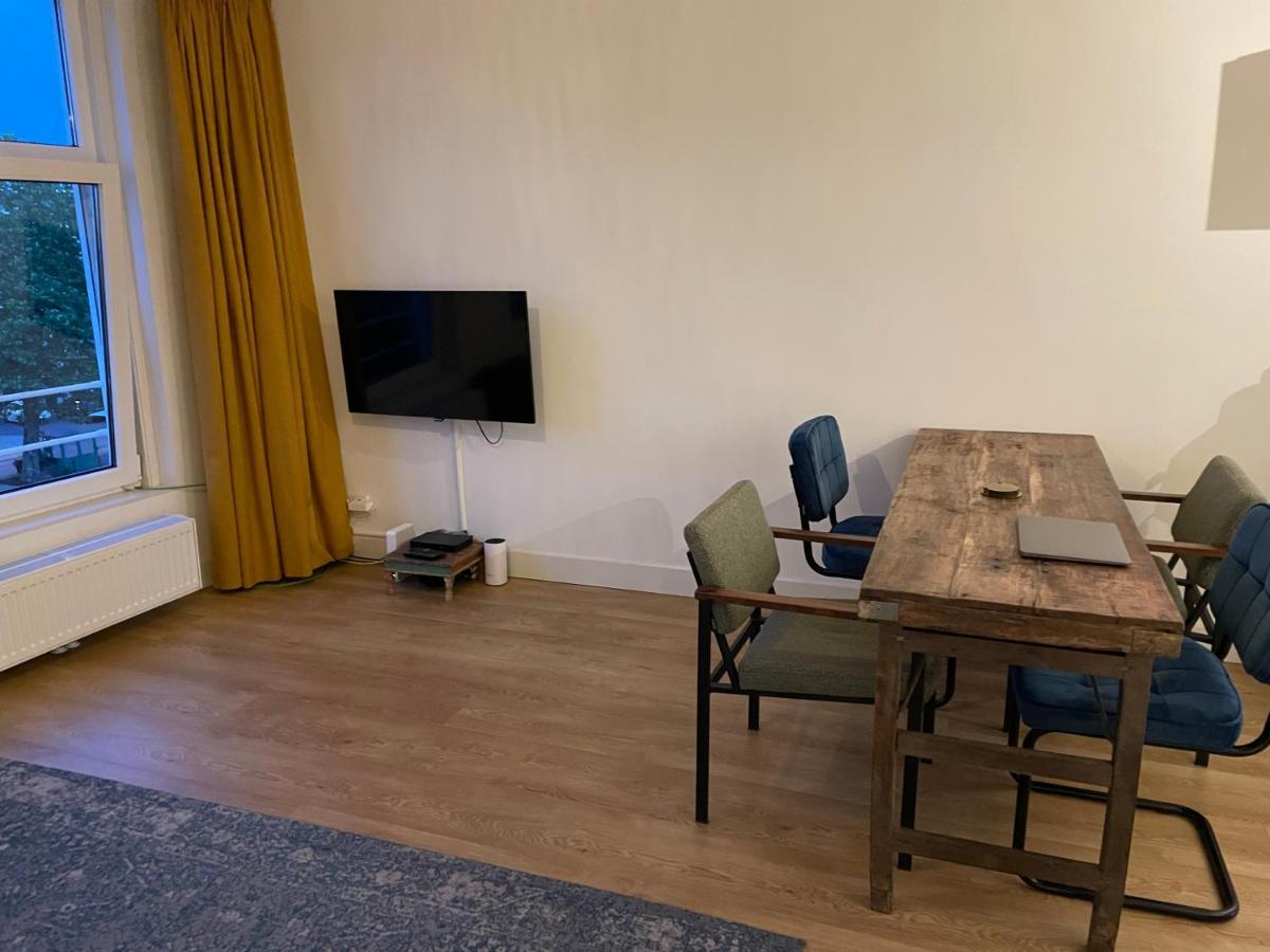 Căn hộ Luxury Canal View Apartment With Rooftop Terrace