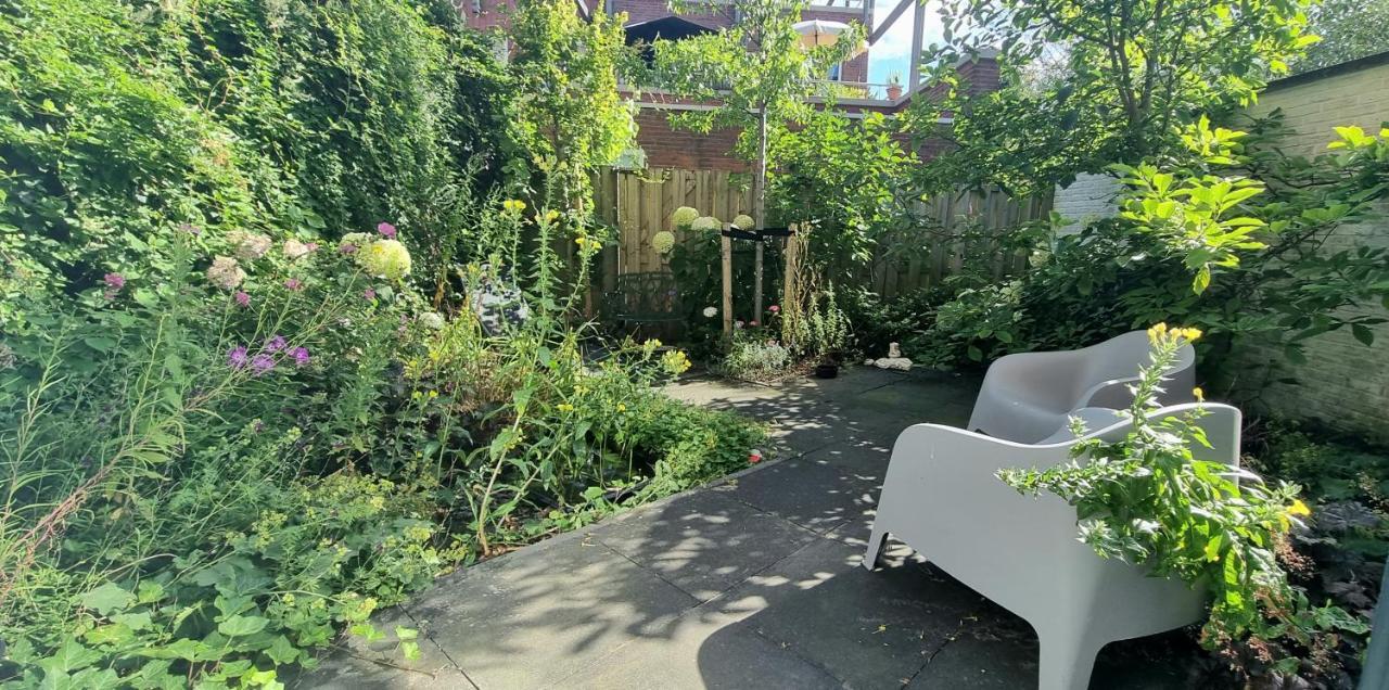 Căn hộ Lovely 1 Bedroom With Garden