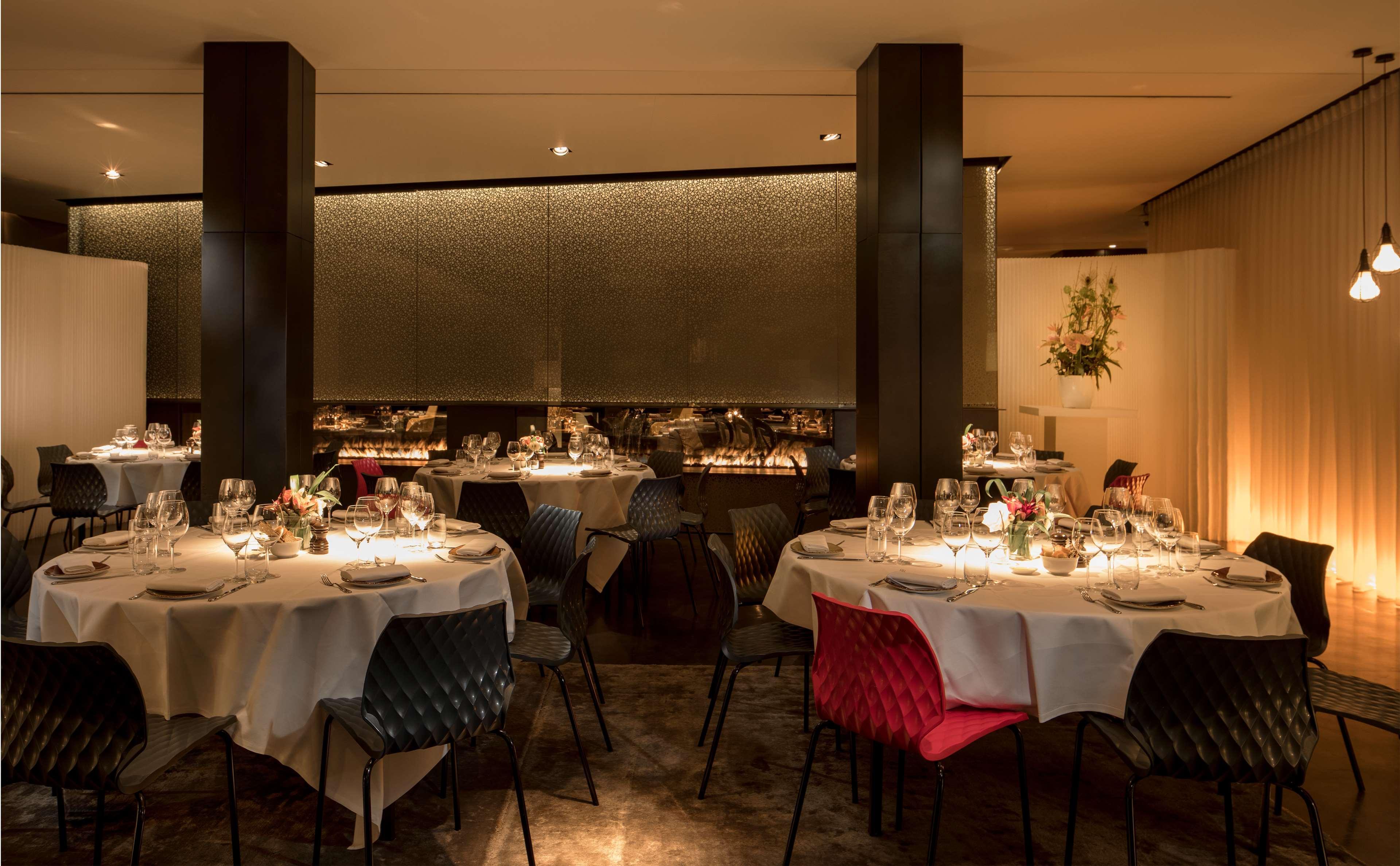 Khách sạn Art'otel Amsterdam, Powered By Radisson