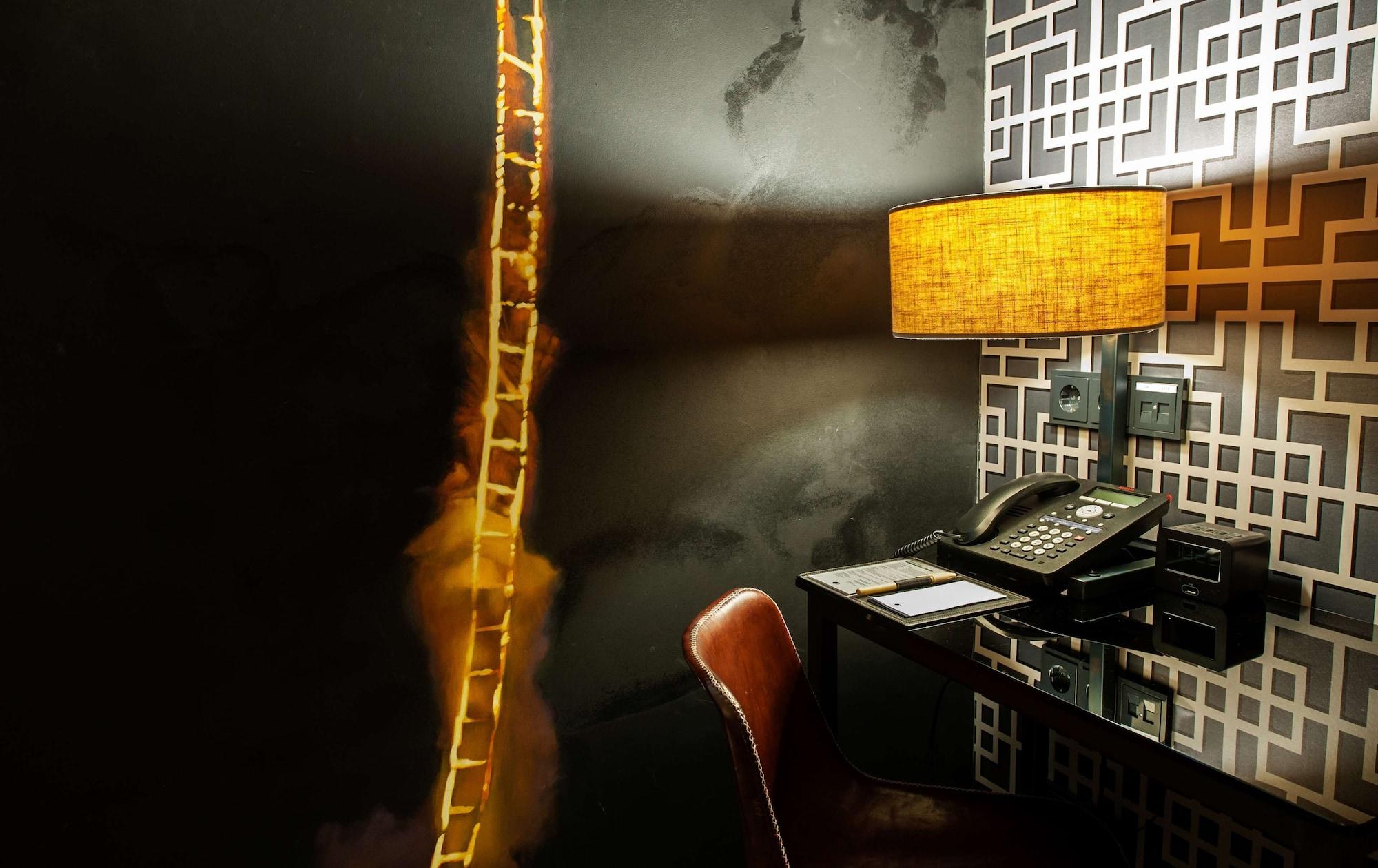 Khách sạn Doubletree By Hilton - Ndsm Wharf Amsterdam