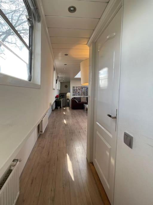 Spacious Homely House Boat * Amsterdam