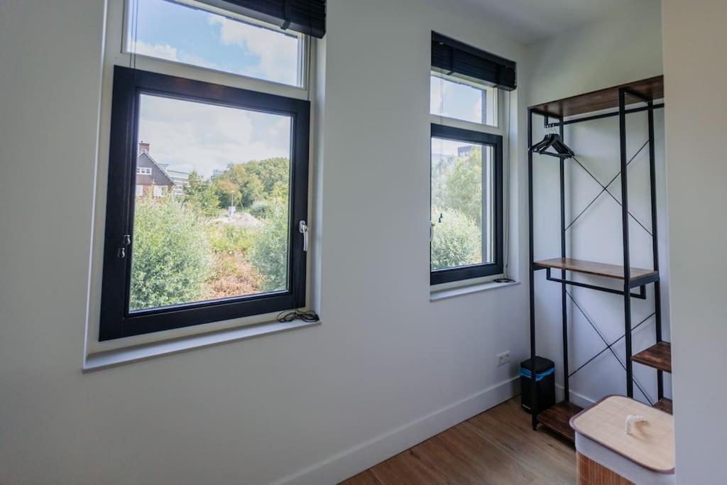 Brand New Luxurious 6 Bedroom In Biệt thự Amsterdam