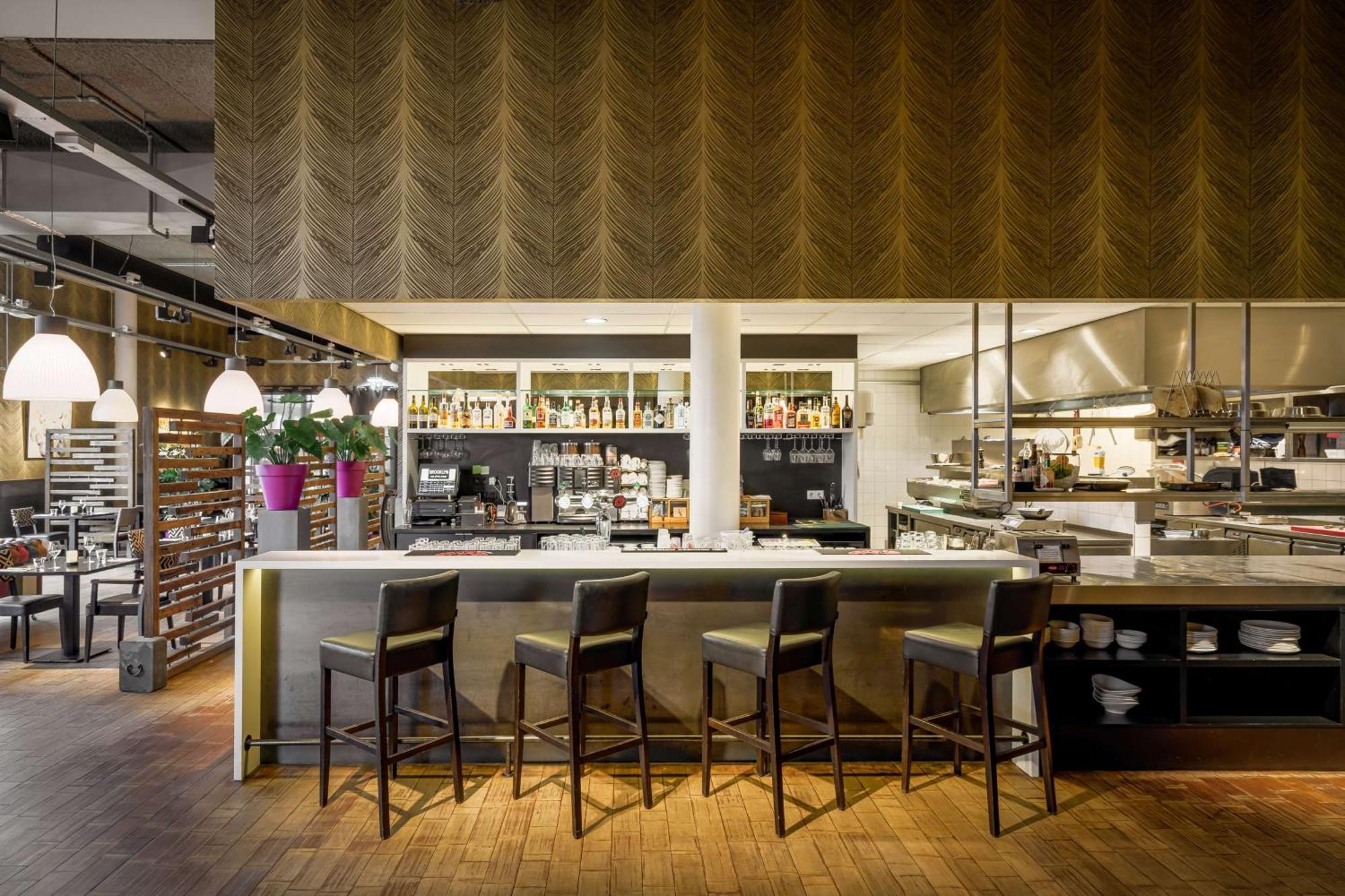 Khách sạn Doubletree By Hilton - Ndsm Wharf