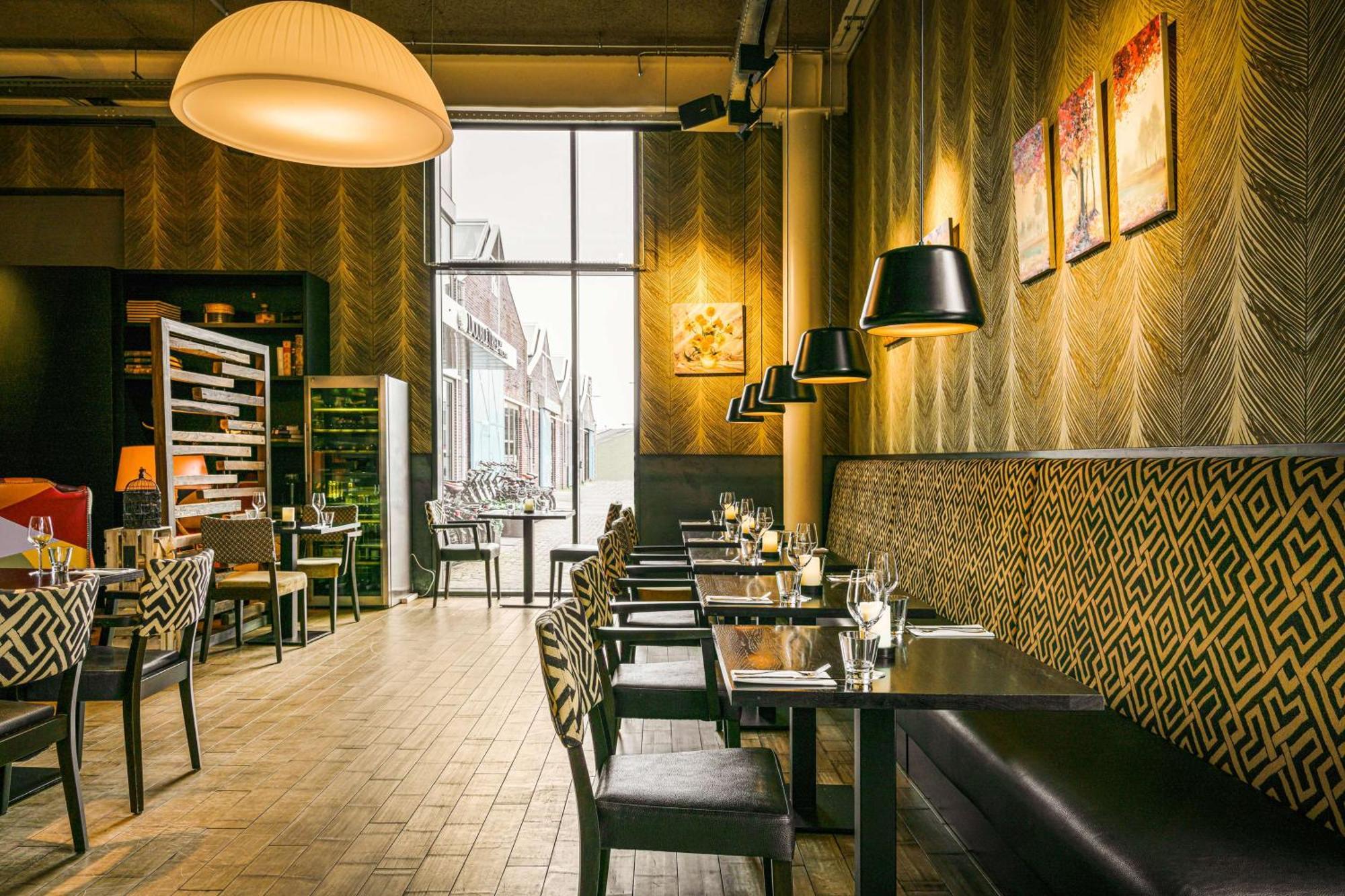 Khách sạn Doubletree By Hilton - Ndsm Wharf Amsterdam